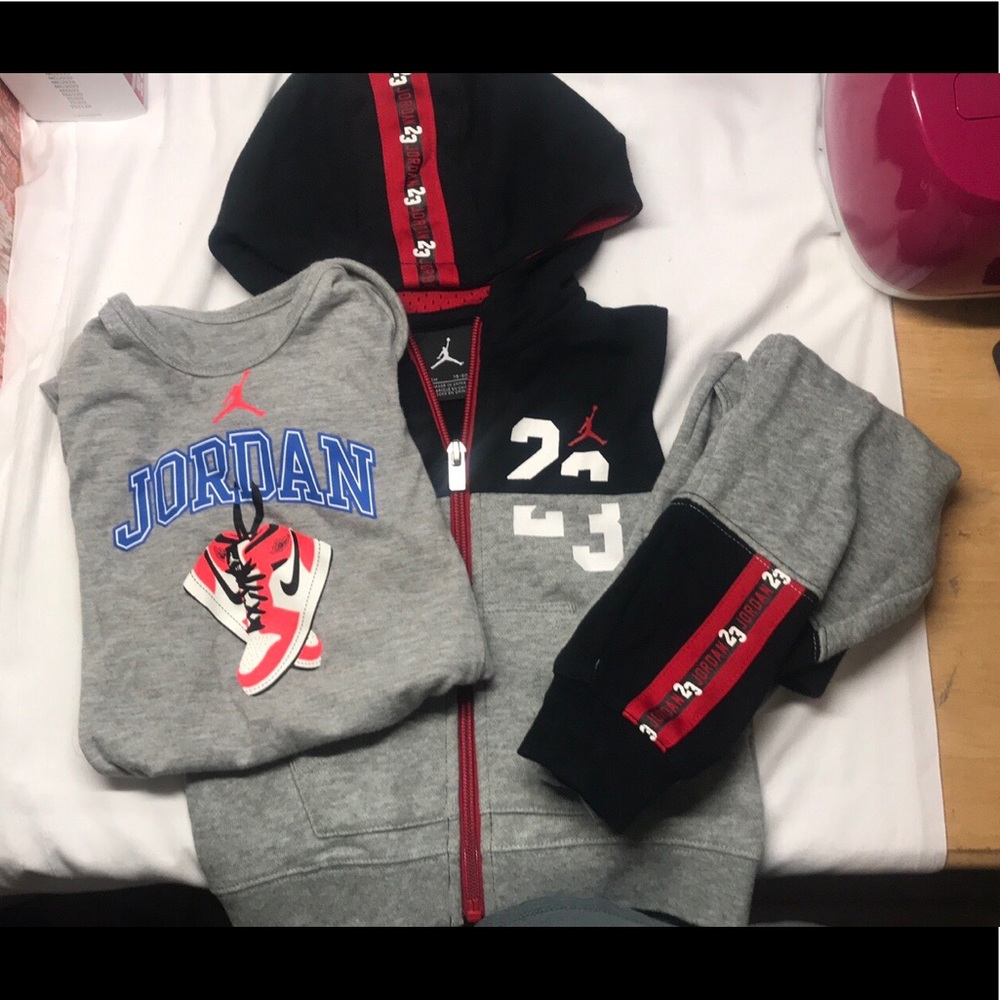 Nike baby Jordan hoodie/pants/onesie set sz 9-12m